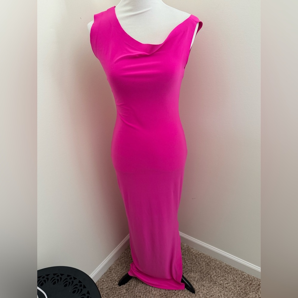 Norma Kamali x REVOLVE Drop Shoulder Fitted Gown in Orchid Pink Small - Picture 2 of 4